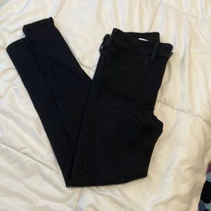 Black Skinny jeans